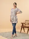 PF000389-3.webp