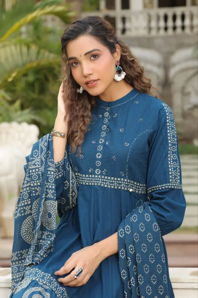 PF000516-2.webp