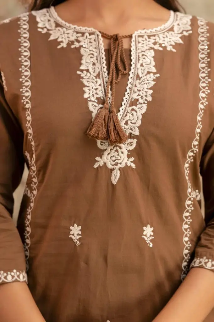 PF000832-2.webp
