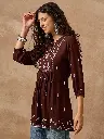 PF000859-4.webp