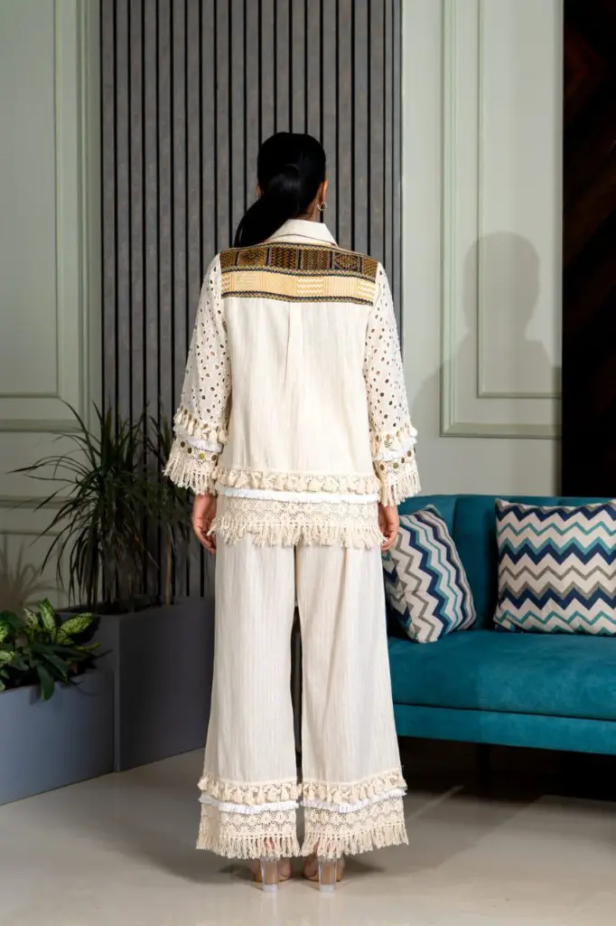 PF000909-2.webp
