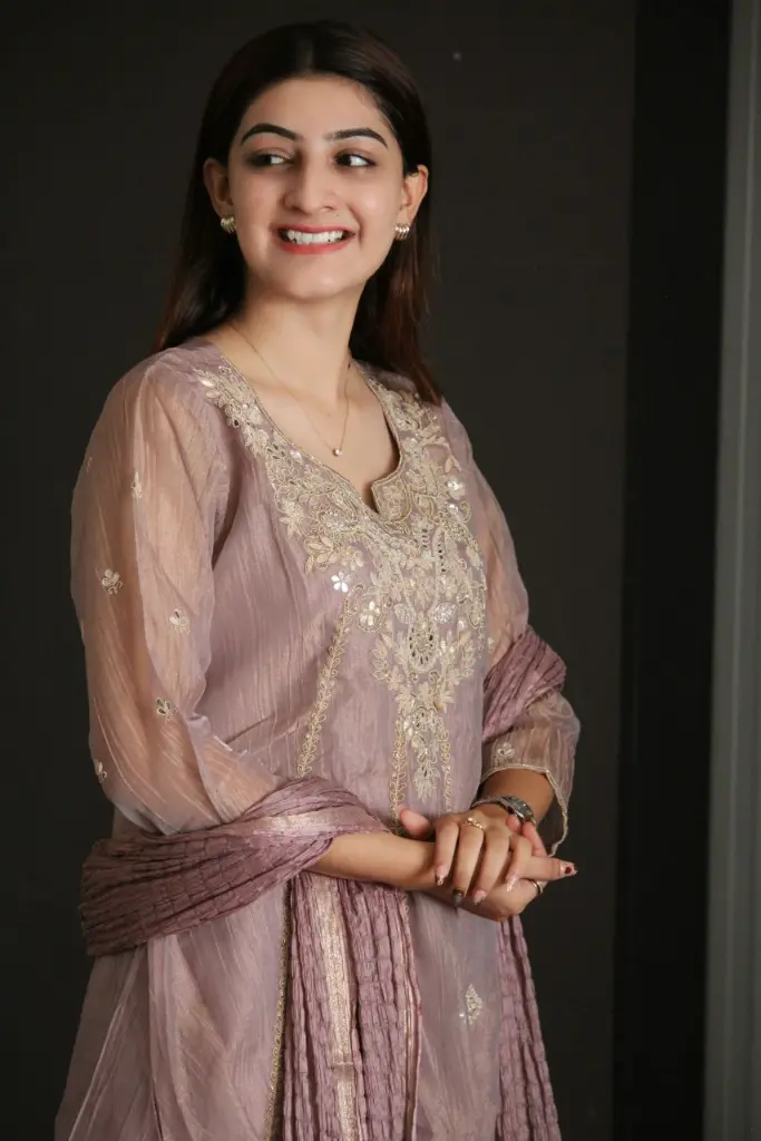 2915-1.webp