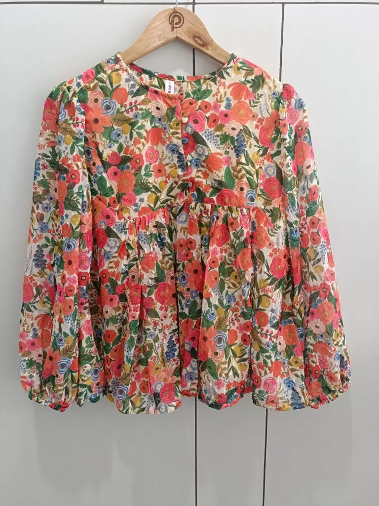 Blossom Garden Dobby Georgette Peplum Top