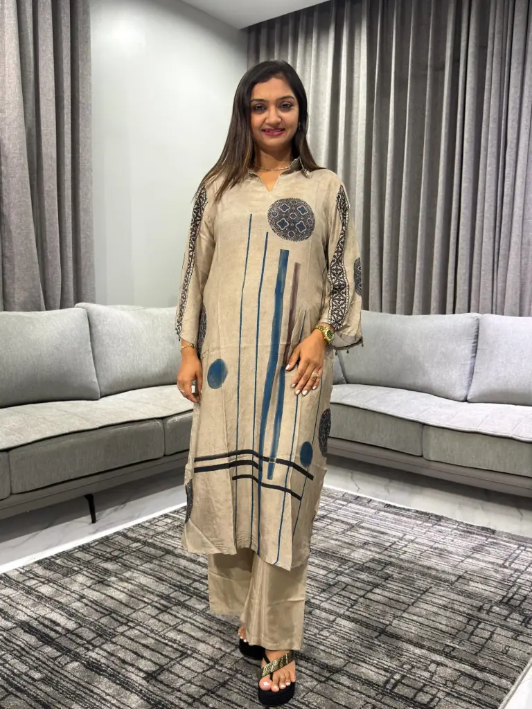 Sandstone Abstract Viscose Muslin Kurta Set