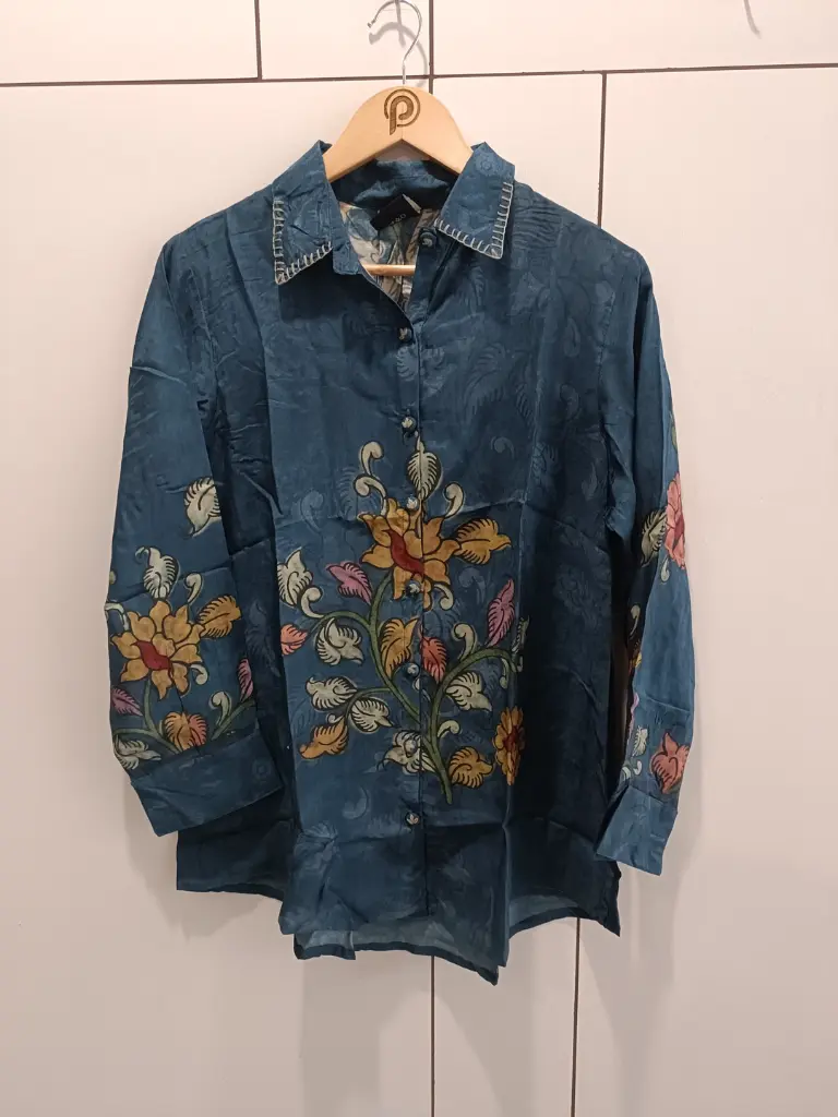 Ocean Bloom Muslin Silk Shirt Top