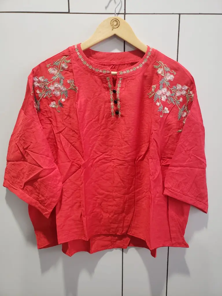 Coral Bloom Embroidered Soft Linen Top