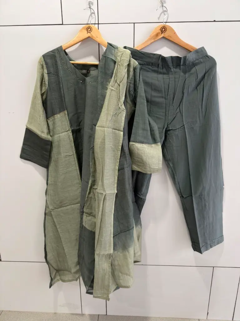 Dual Tone Banarasi Mull Chanderi Kurta Set