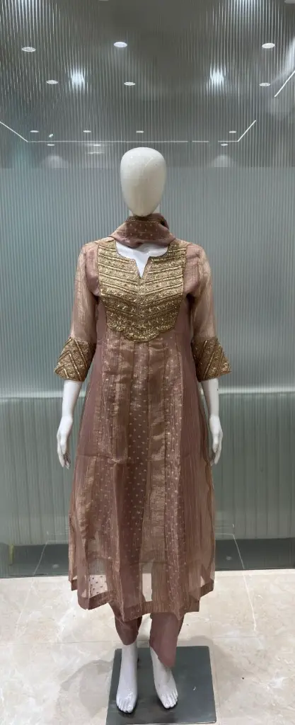 Mauve Gold Zari Elegance Kurta Set
