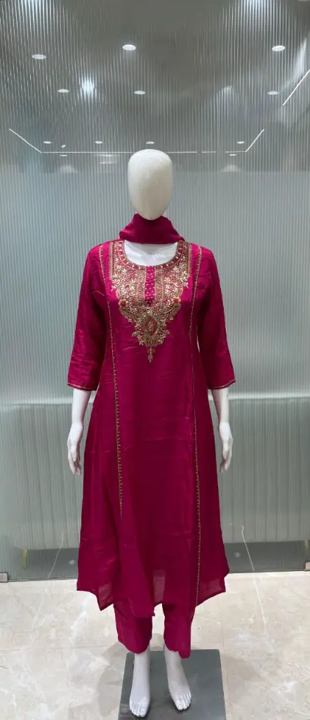 Gulnaar Magenta Festive Tissue Kurta Set