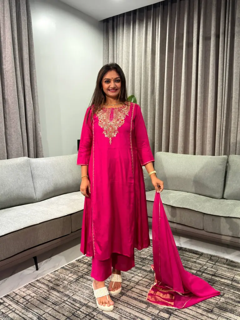 Gulnaar Magenta Festive Tissue Kurta Set