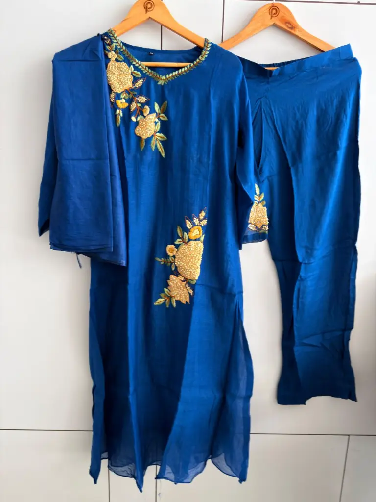 Royal Blue Mull Chanderi Floral French Knot Kurta Set