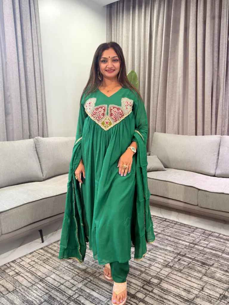 Emerald Green Hand-Worked Banarasi Mull Chanderi 3-Piece Set