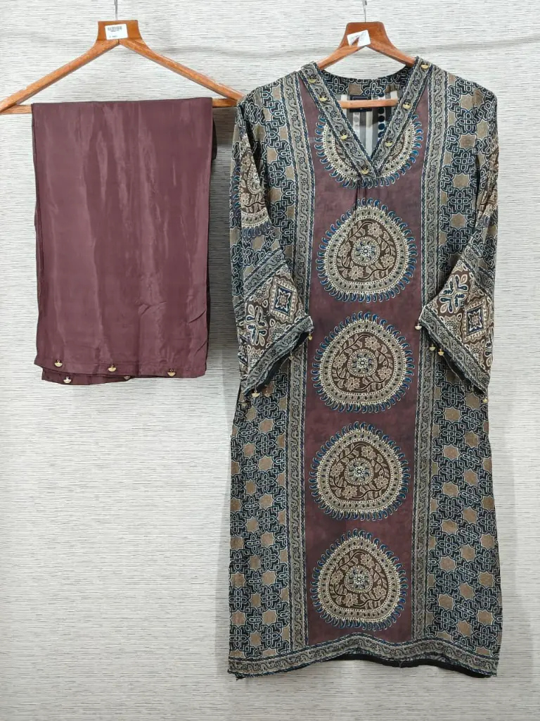 Maroon & Teal Heritage Paisley Printed Natural Crepe Kurta Set