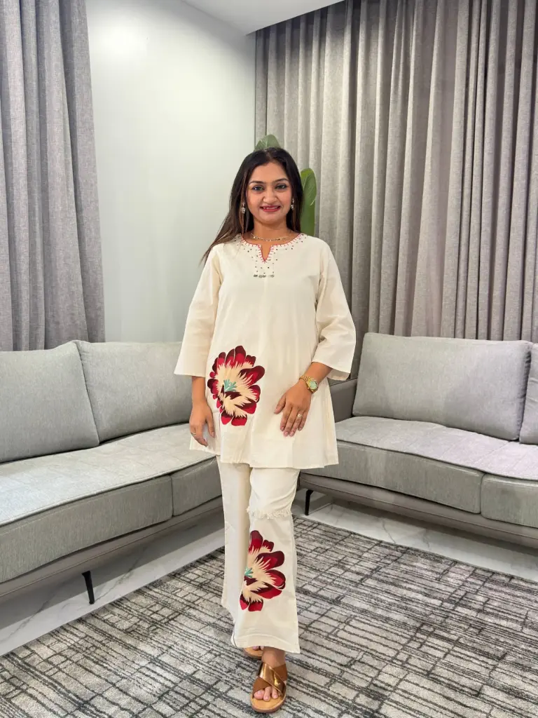 Off-White Floral Applique Pure Mull Cotton Co-Ord Set