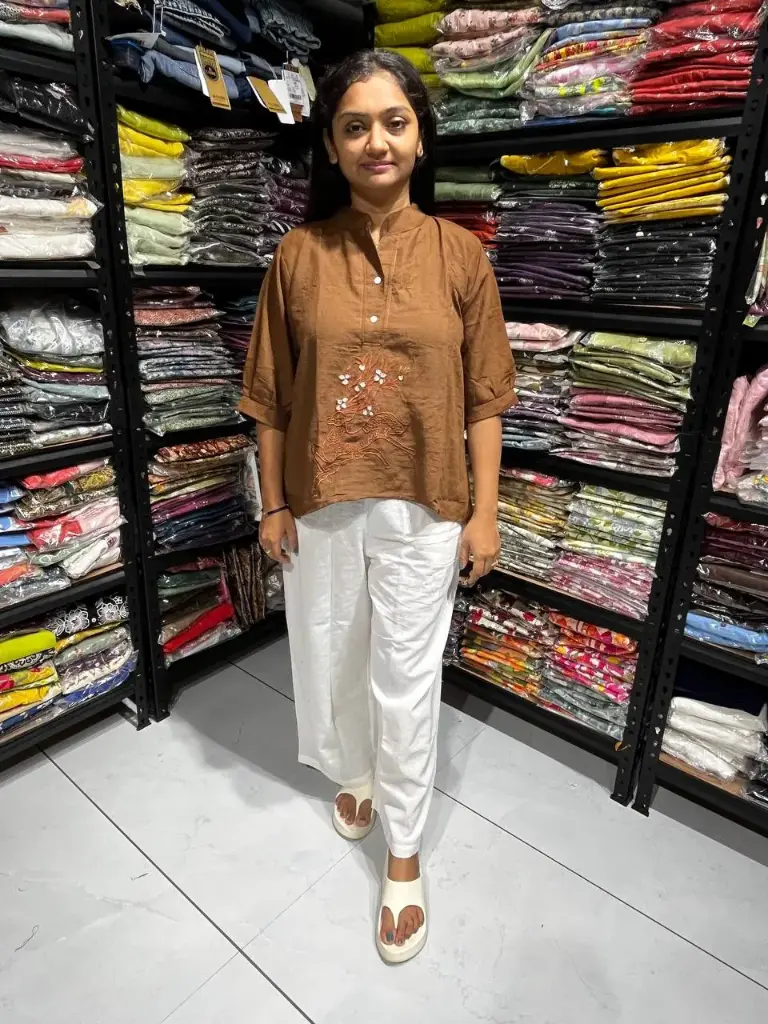 Brown Blush Deer Linen-Cotton Top