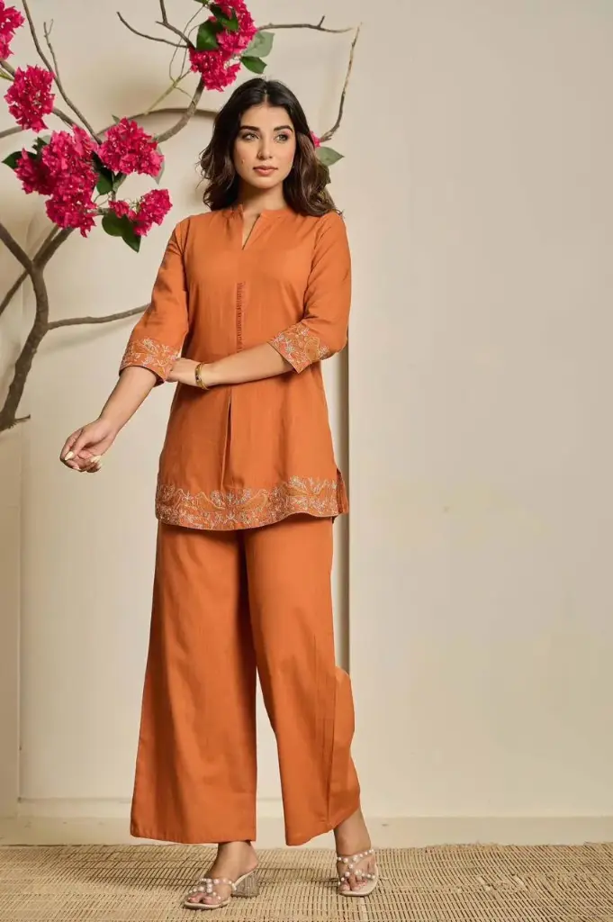 Inaya Ember Shine cord Set