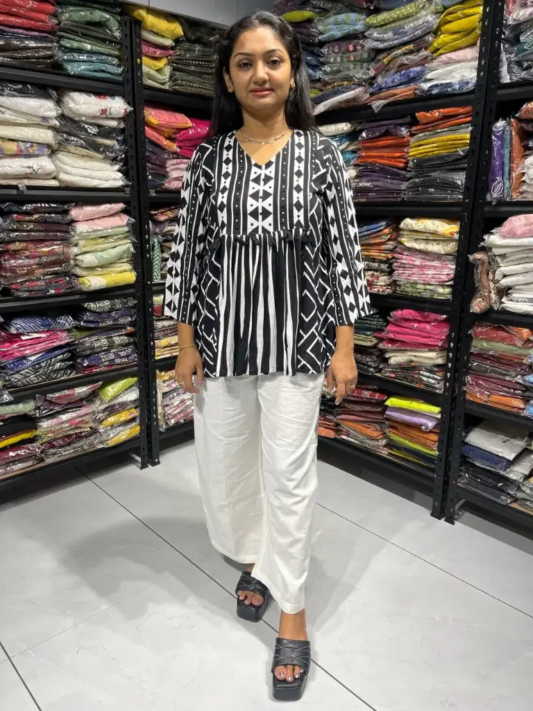 Black & White Geometric V-Neck Rayon Tunic Top