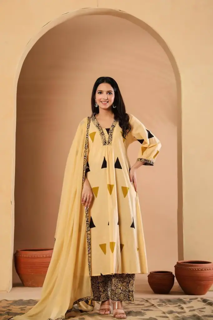 Beige Mehar Triangle Print Cotton Set