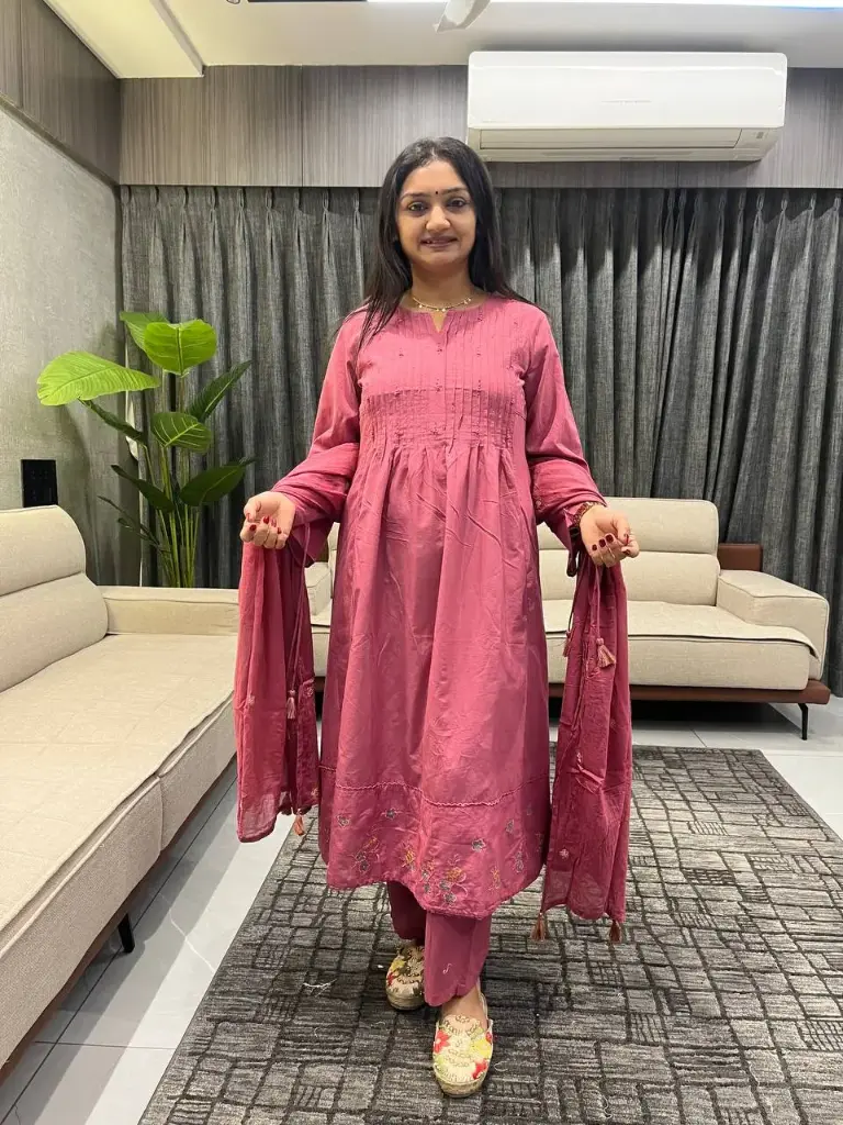 Rosewood Pleated Cotton Kurta Set