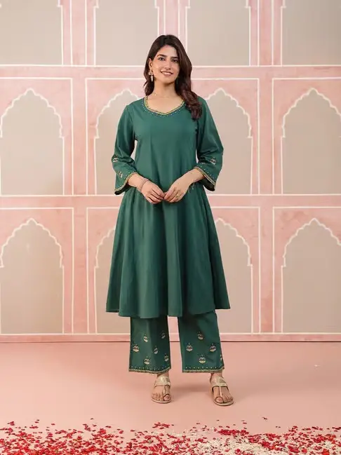 GULBAHAR GREEN FLORAL EMBROIDERED KURTA SET