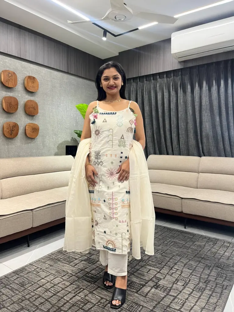 Ivory Grace Embroidered 3-Piece Set