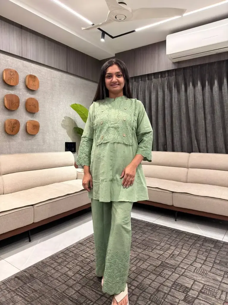 Mint Grace Schiffli Cotton Cord Set