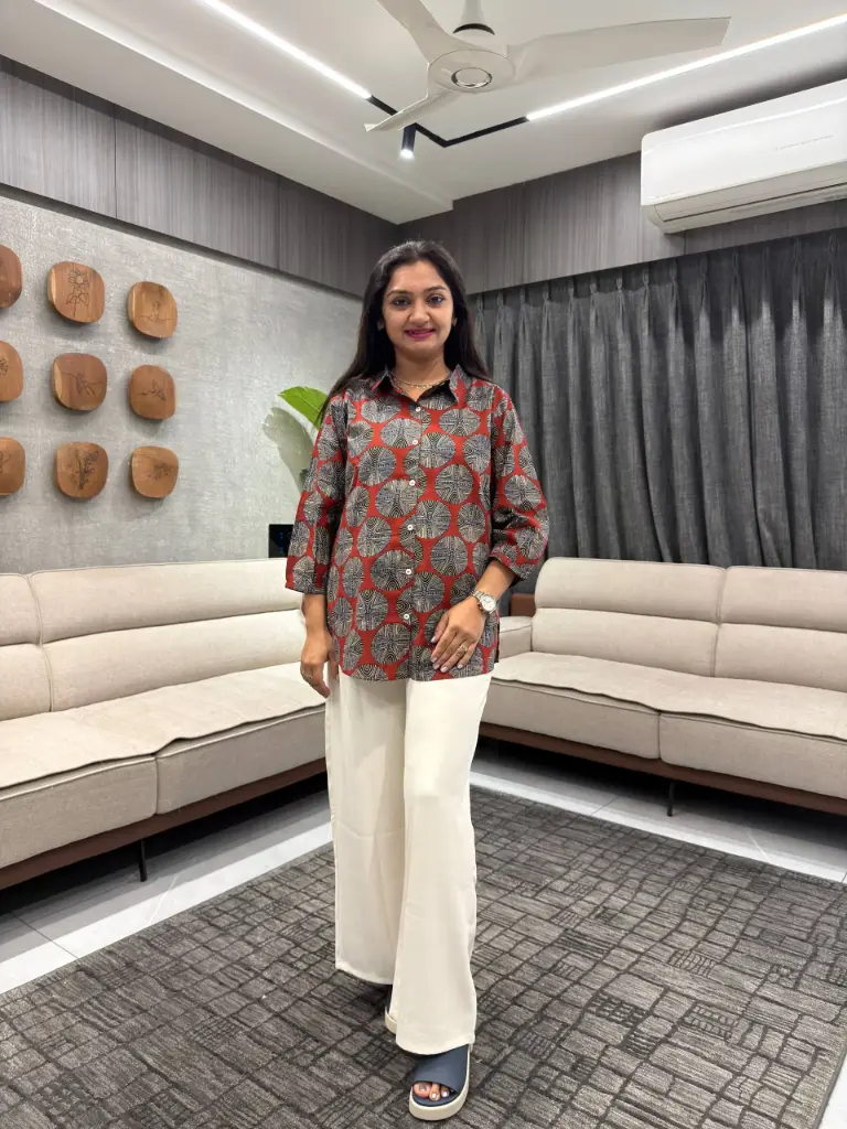 Heritage Motif Premium Shirt Top