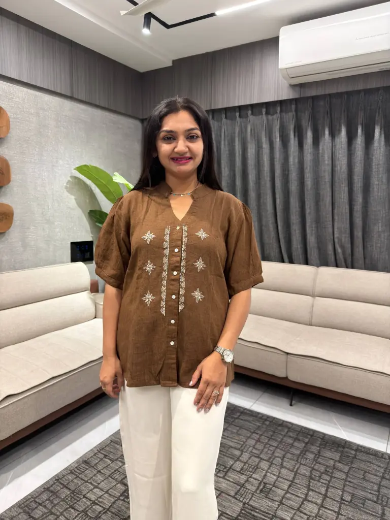 Cocoa Star Embroidered Linen Top