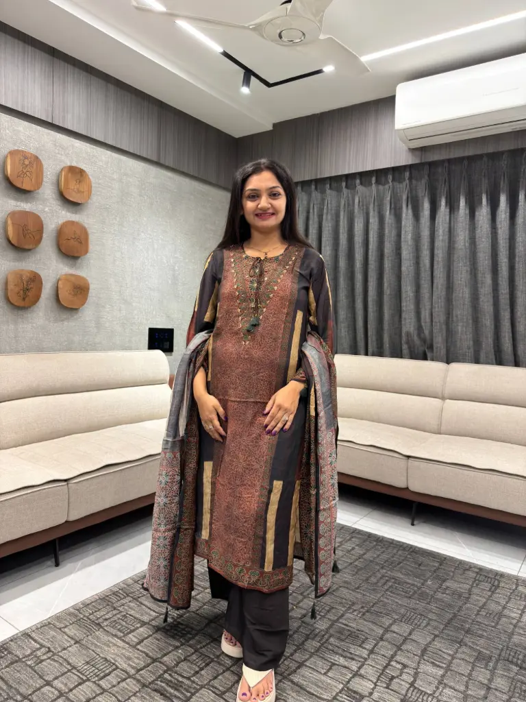 Rustic Bloom Viscose Muslin Suit Set