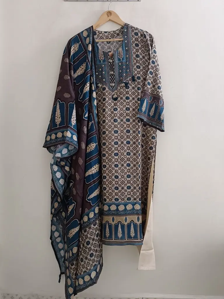 Artisanal Teal Geometric 3-Piece Suite