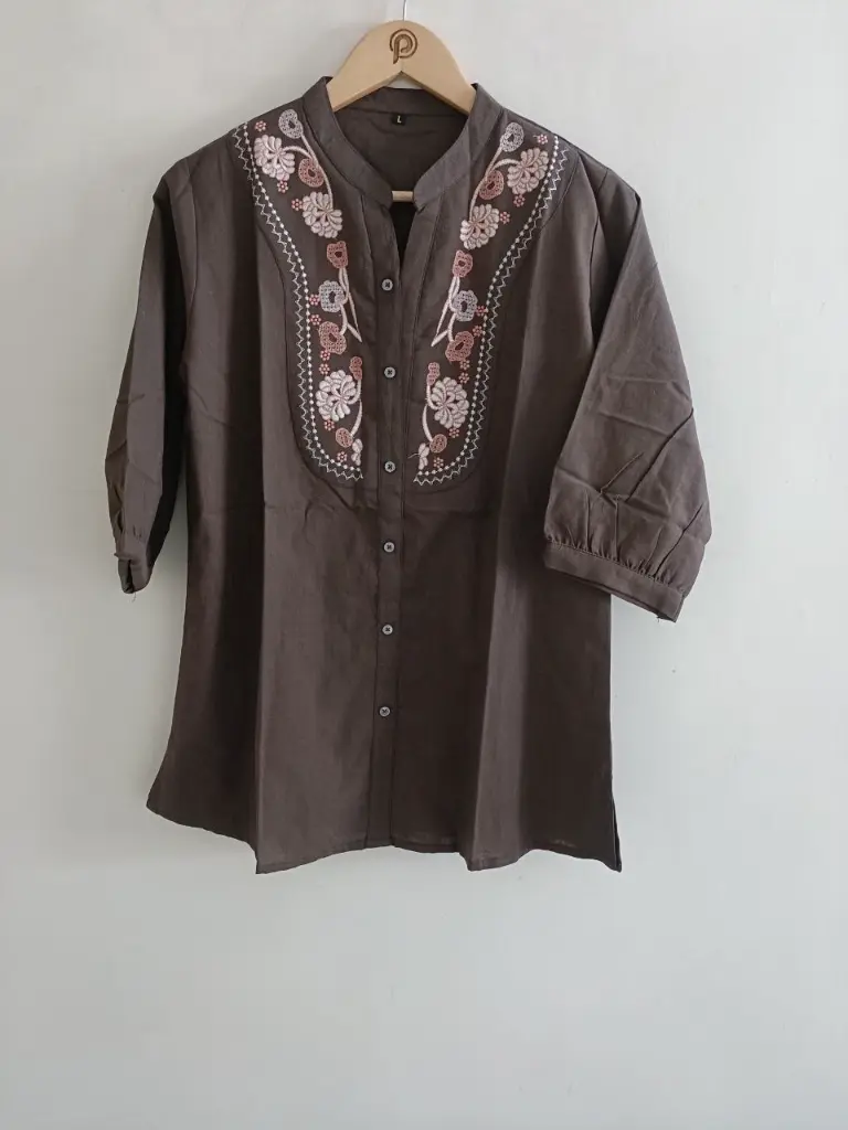 Mocha Bloom Embroidered Cotton Top