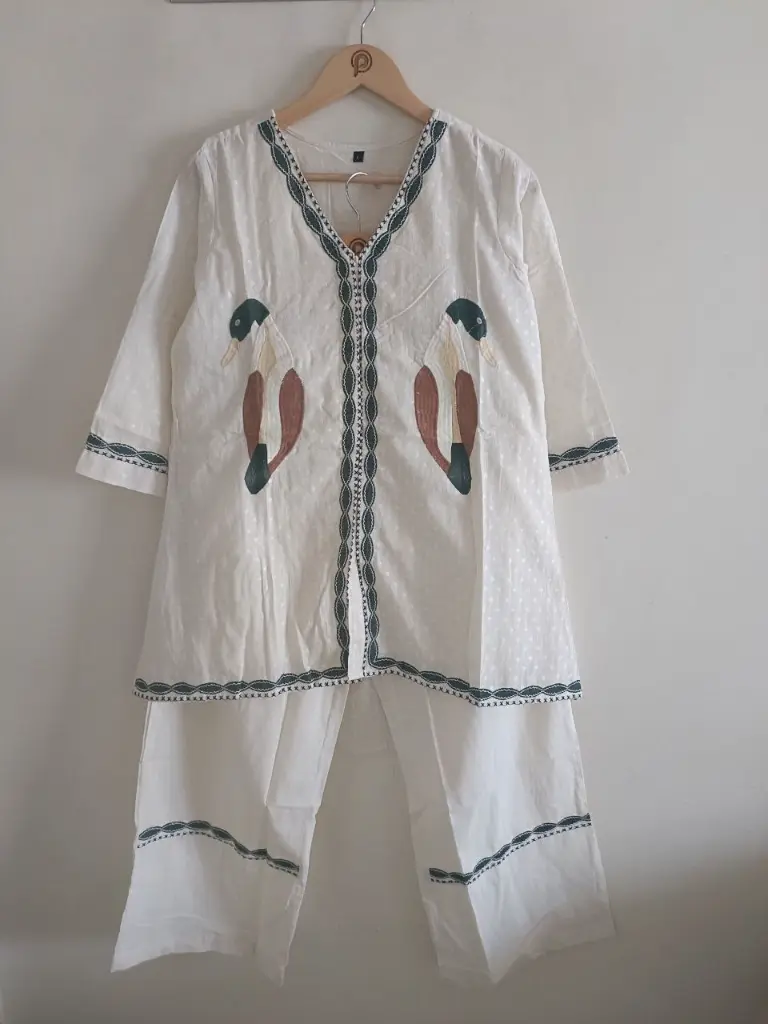 Ivory Duck Charm Cord Set