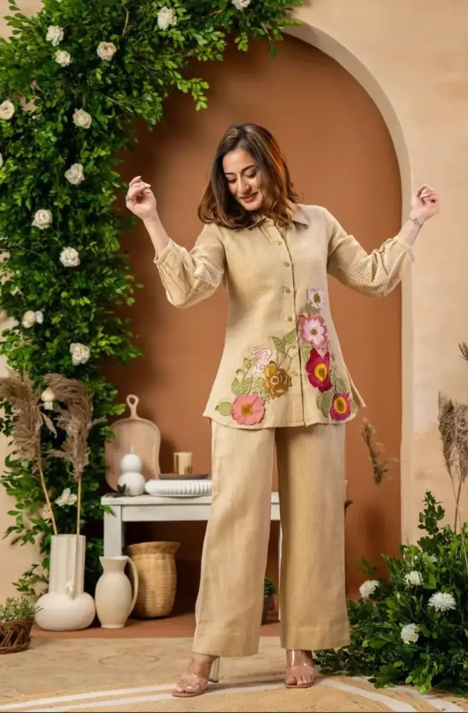 Beige Bloom Jute Cotton Cord Set