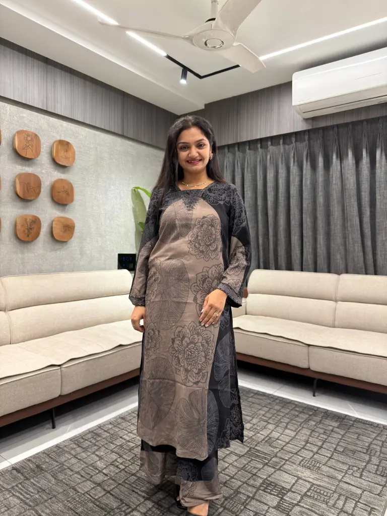 Mocha Bloom German Rayon Set