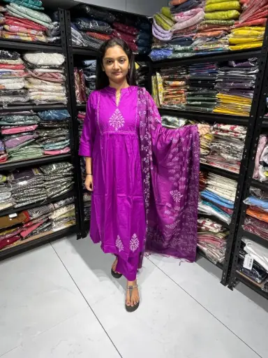 Rajvika Purple Grace Cotton Set