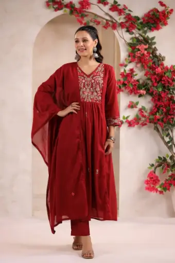 Mahroon mul cotton with lining full thread work three piece set