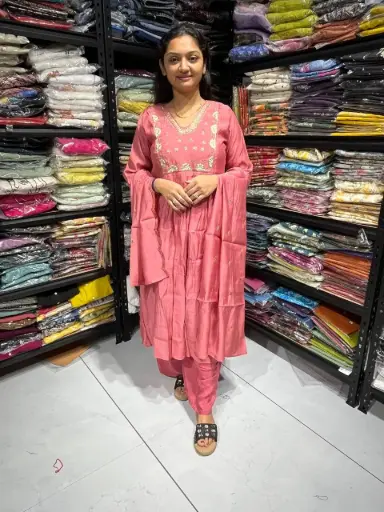 Ishira Blush Glow Jardosi mul Chanderi 3pcs Set