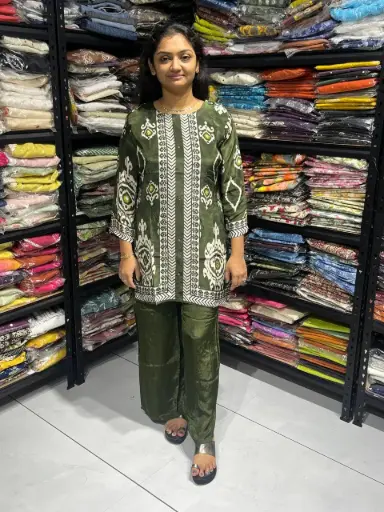 Mahendi Gaji Silk Cord Set with Print & Real Mirror Work