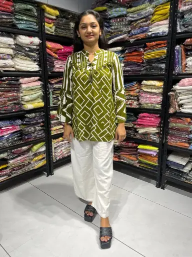 Green Geometric Thread work Rayon Tunic