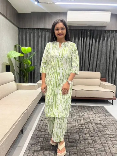 Green Cotton Straight Kurta Set