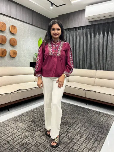 [1268L] Wine Blossom Embroidered Cotton Top