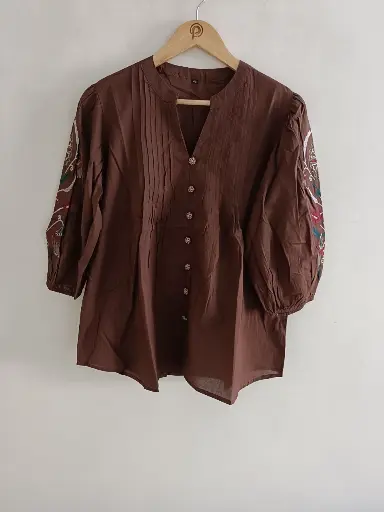 Cocoa Bloom Pleated Cotton Top