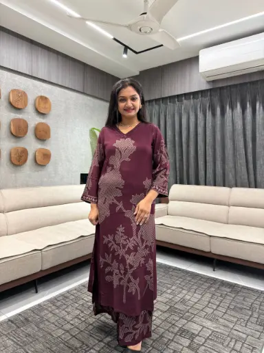 Elegant Burgundy Kurta Set