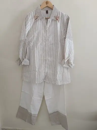 Ivory Stripe Bird Embroidery Cord Set