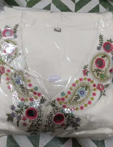 Ivory white Embroidered Mull Cotton Suit Set