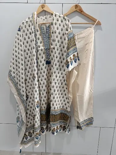 Noor Muslin 3-Piece Set