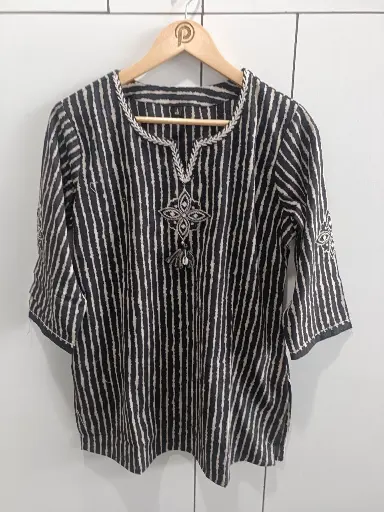 Noir Stripe Cotton Top