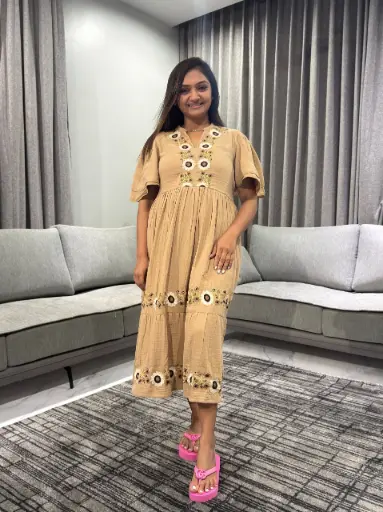 [2126] Sand Bloom Pure Cotton Midi Dress