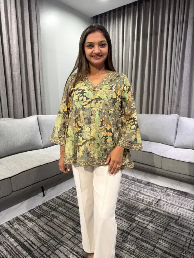 Botanical Bloom Mull Cotton Top