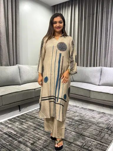 Sandstone Abstract Viscose Muslin Kurta Set